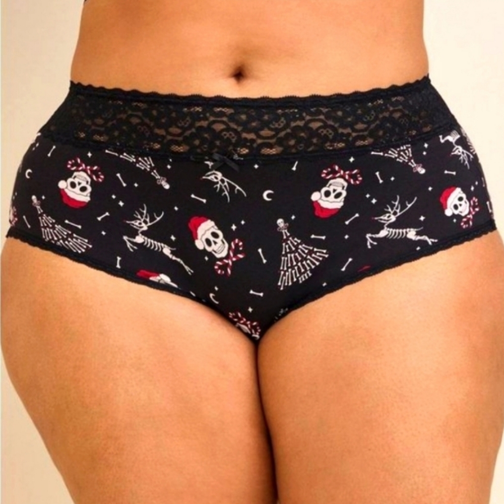 ♥️NWT TORRID PANTY BONES SKULL SANTA HAT CHRISTMAS PANTY BRIEF PLUS SIZE